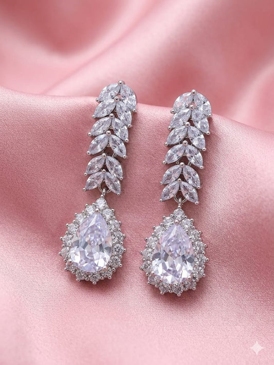 Dainty Drop Earring