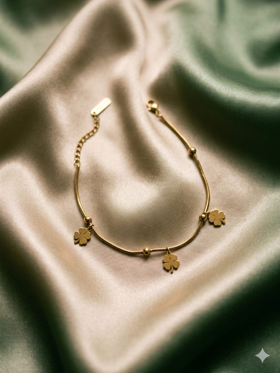 Feminine Gold Trio