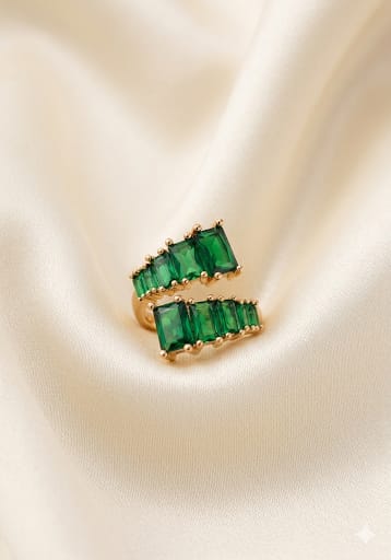 Vivid Emerald Stack Ring