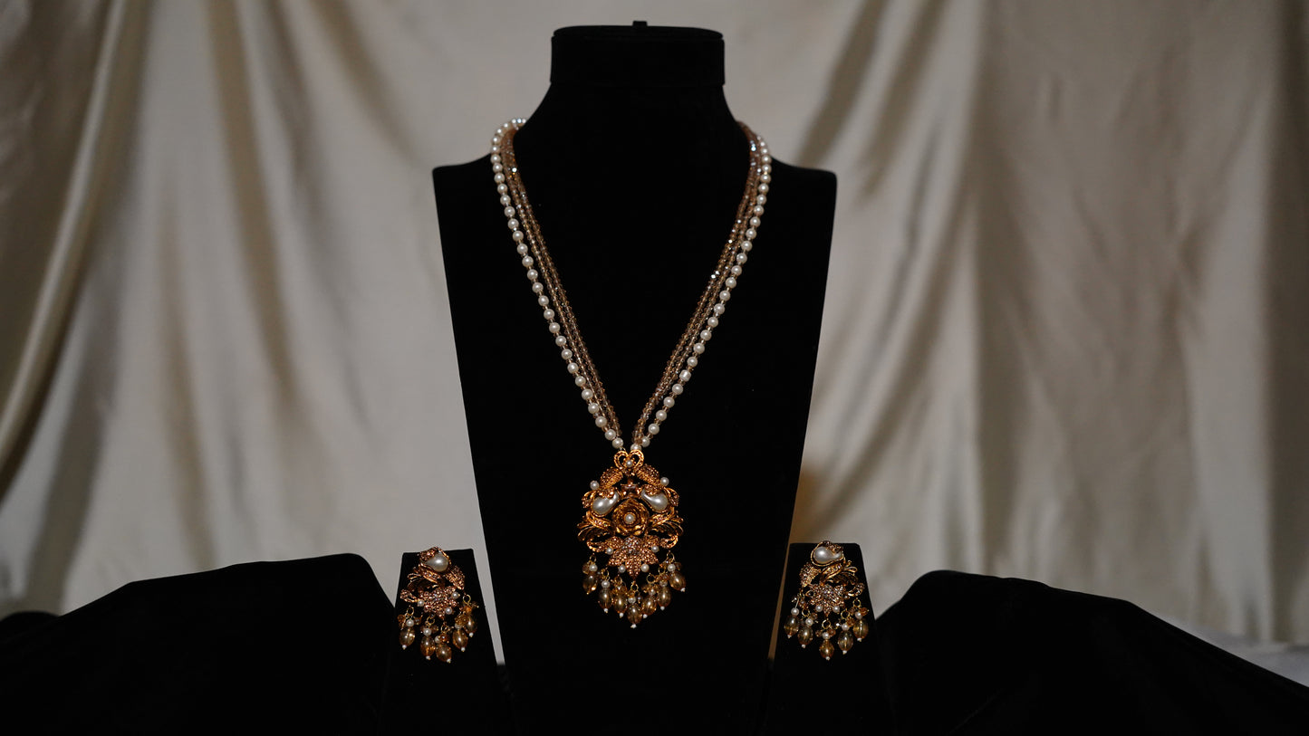 Pearl Luxe