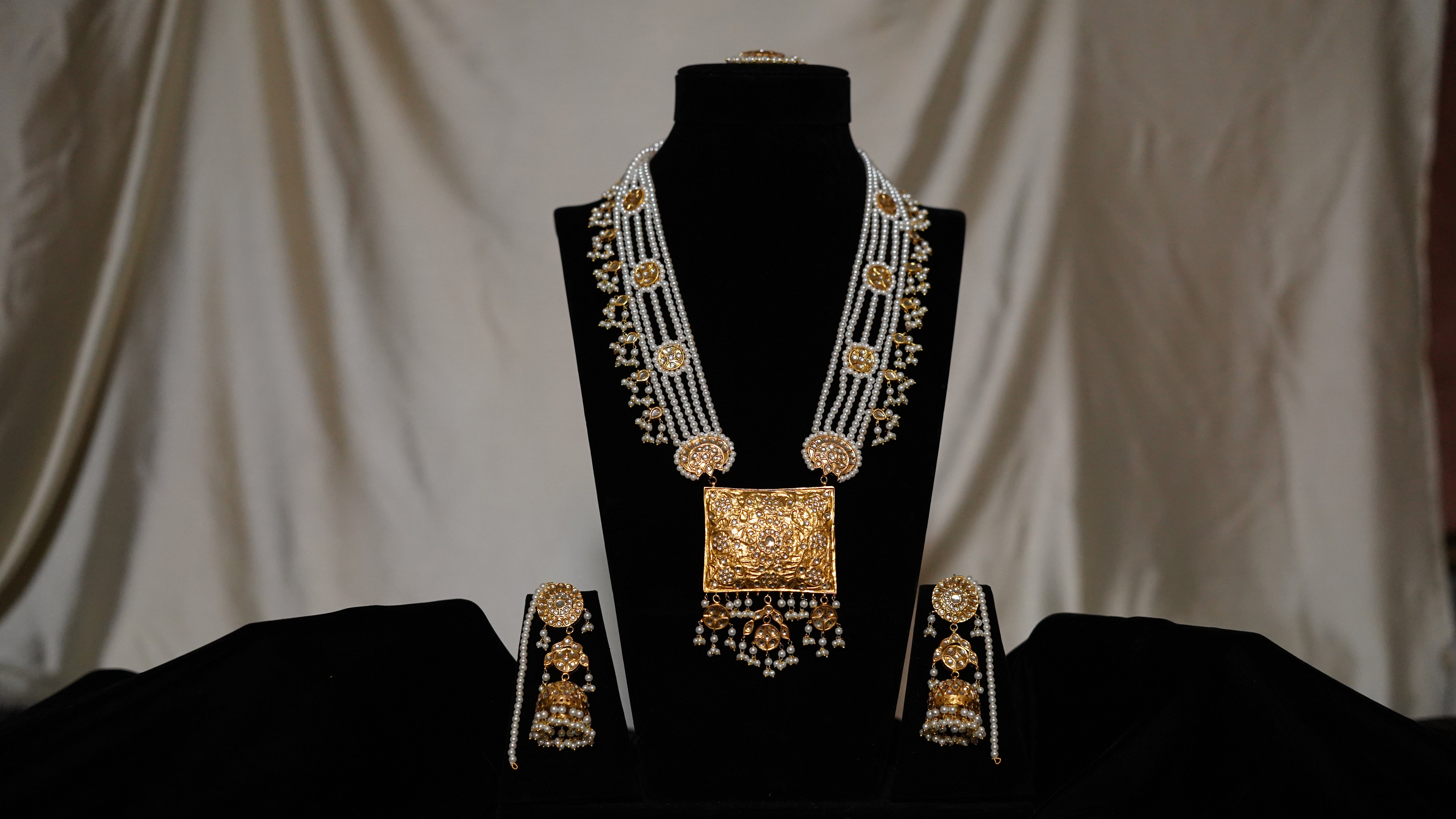 Pearl Royale Heritage