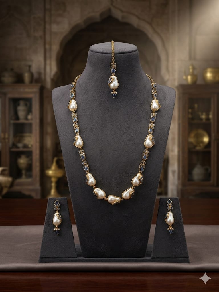 Dhara Pearl Set