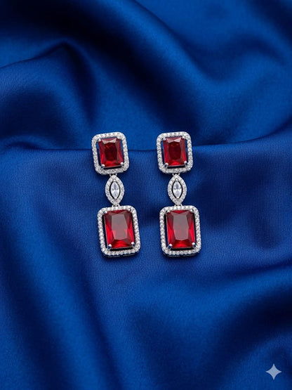 Huggie teardrop bar earring