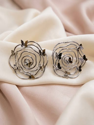 Butterfly circle earrings