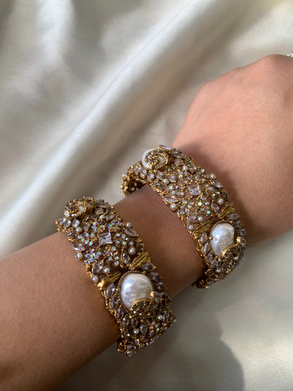 Sultana’s Secret Cuff ( 1 Piece)