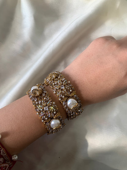 Sultana’s Secret Cuff ( 1 Piece)
