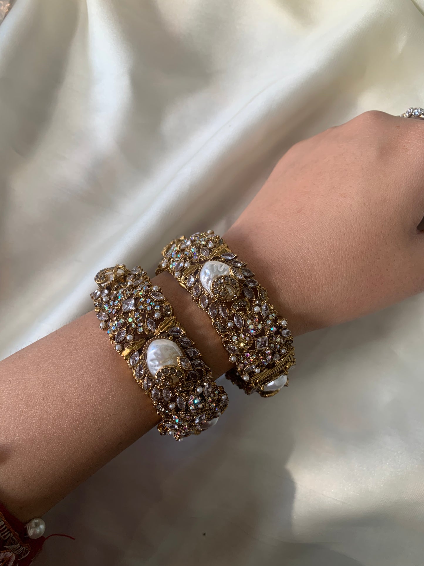 Sultana’s Secret Cuff ( 1 Piece)