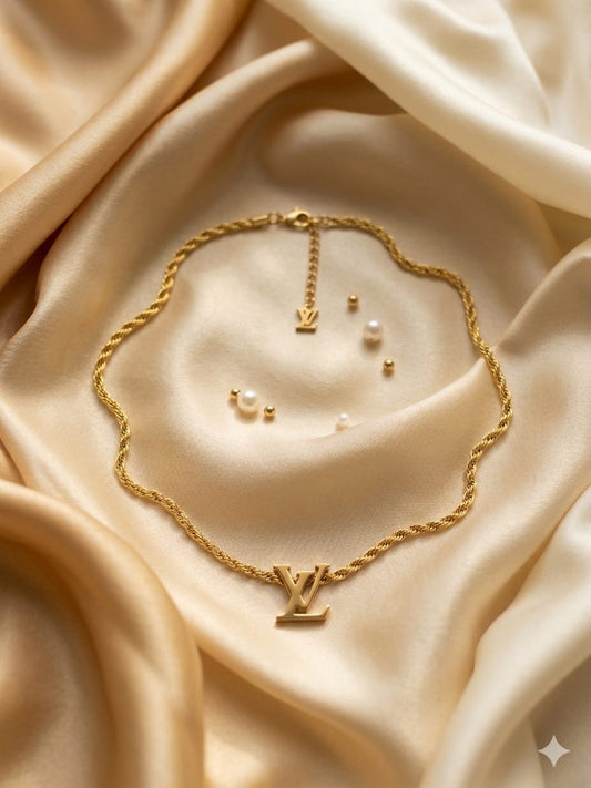 LV Pendant Neclace