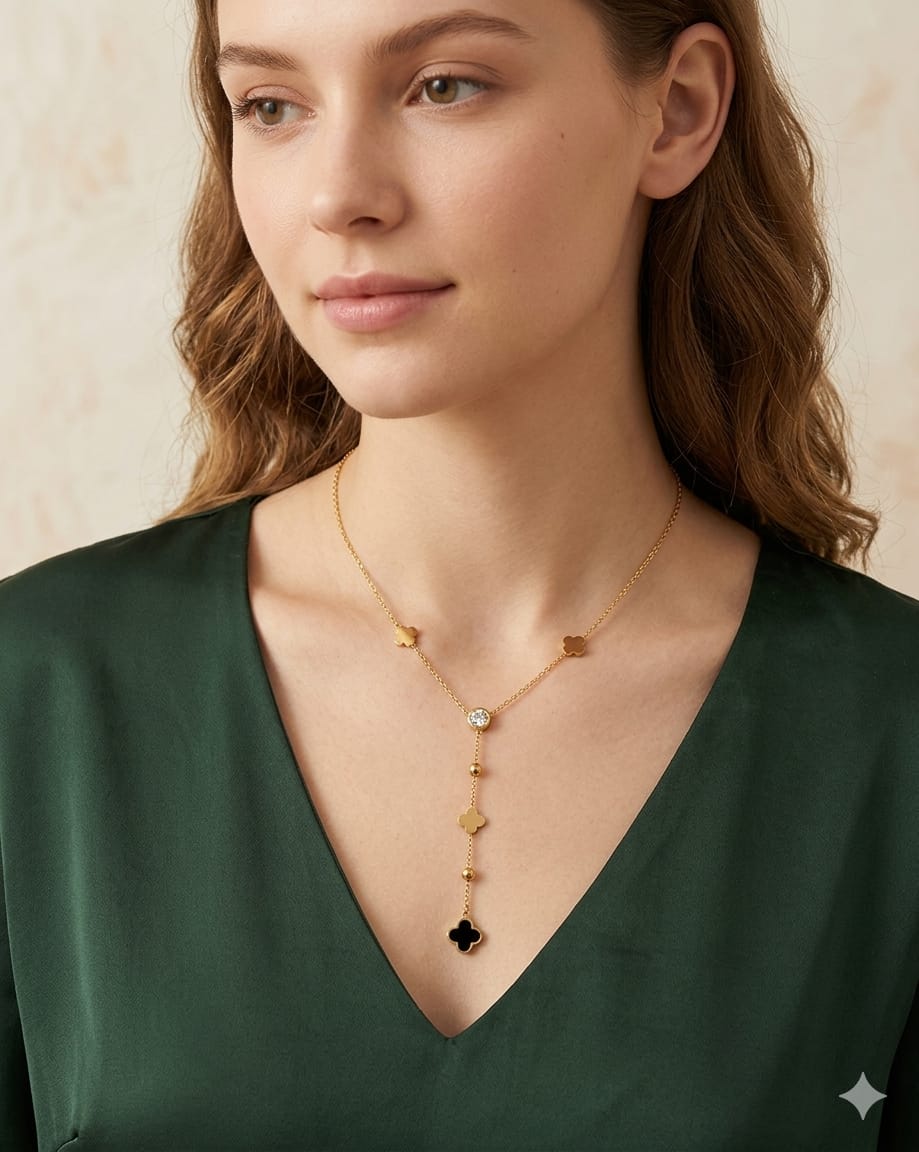 Clover-Shaped Necklace
